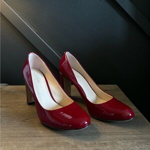 Brand New WB Kate Spade Red Pumps. Women’s size 8!